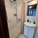 Galinicafe22-suites Bed and Breakfast 3*