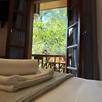 Galinicafe22-suites Κακοπετριά