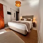 Galinicafe22-suites