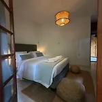 Bed & Breakfast Galinicafe22-suites