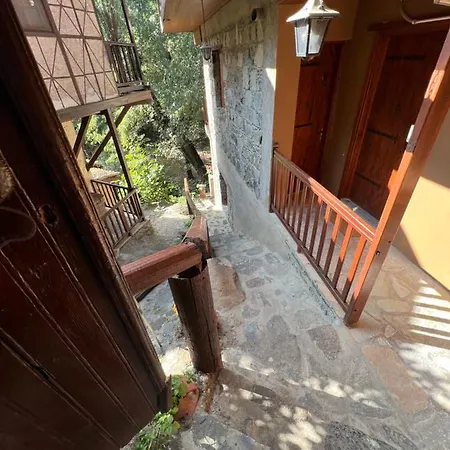 Bed & Breakfast Galinicafe22-suites