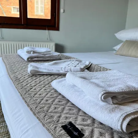 Bed & Breakfast Galinicafe22-suites