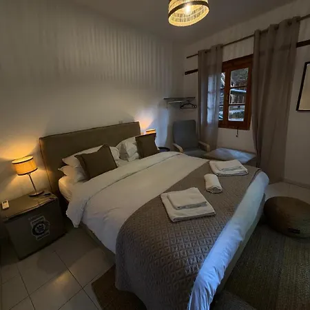 Galinicafe22-suites 3* Kakopetriá