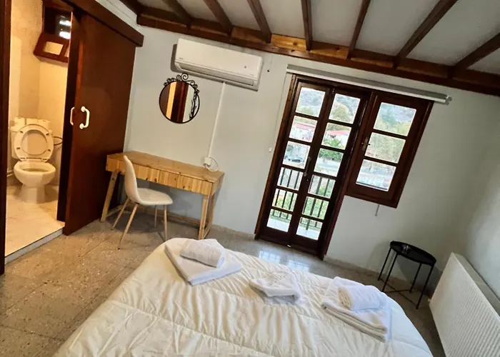 Bed and breakfast Galinicafe22-suites