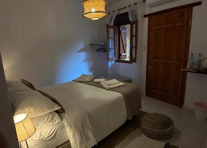 Couette-café Galinicafe22-suites 3*